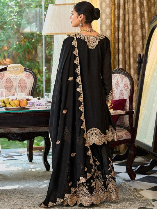 Indo Era Floral Embroidered Sequinned Chinon A-Line Kurta