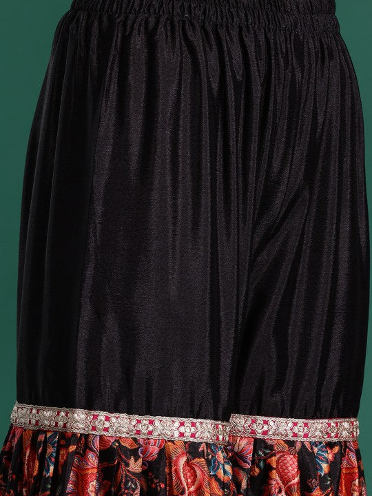 Indo Era Floral Embroidered Sequinned Kurta