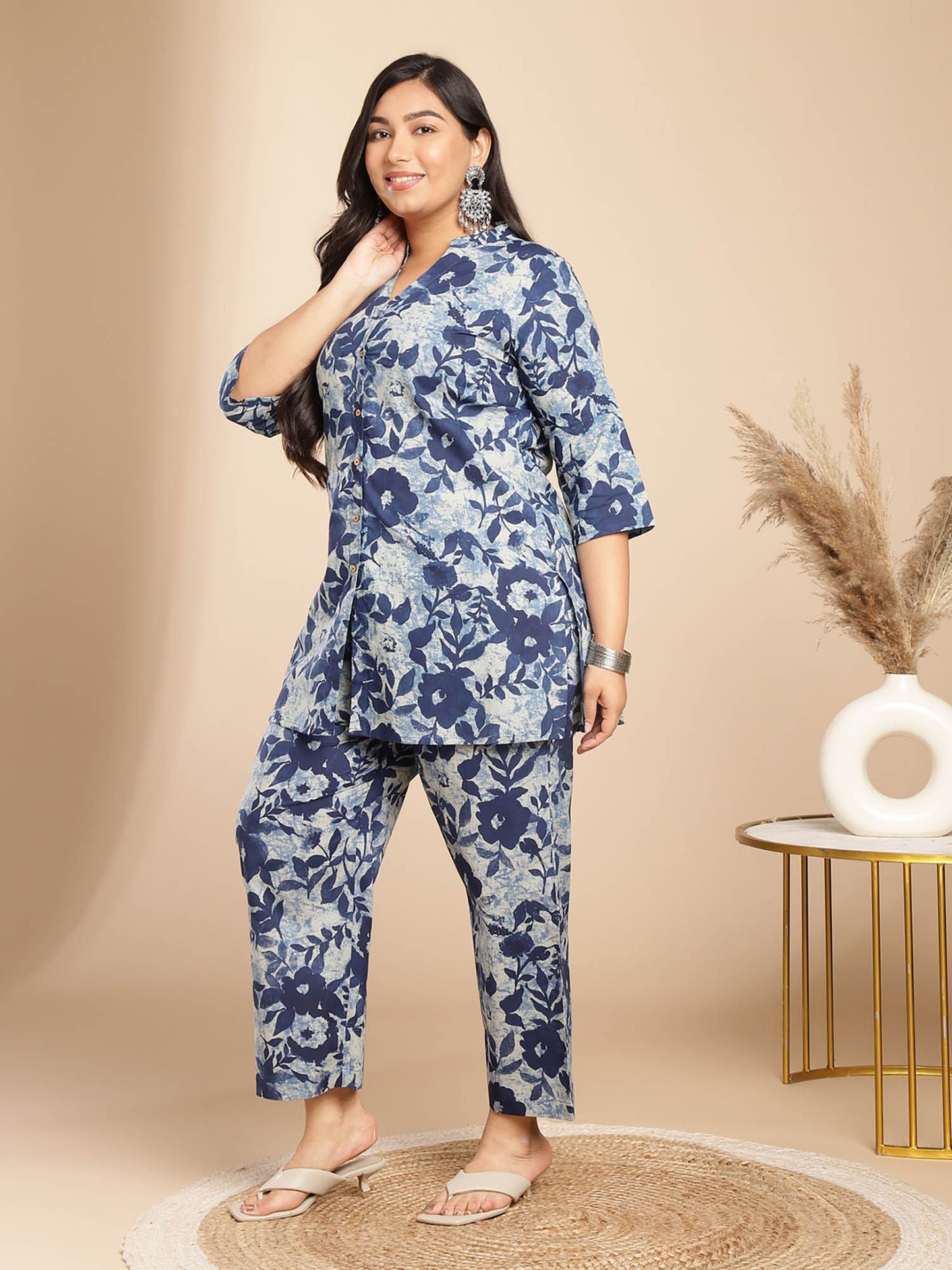 Women Plus Size Navy Blue Floral Printed Tunic with Pant (Set of 2)