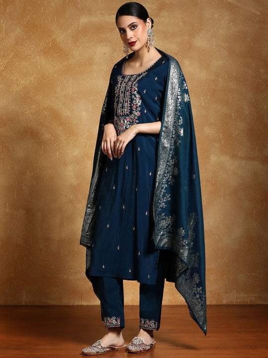 House of Pataudi Embroidered Straight Kurta