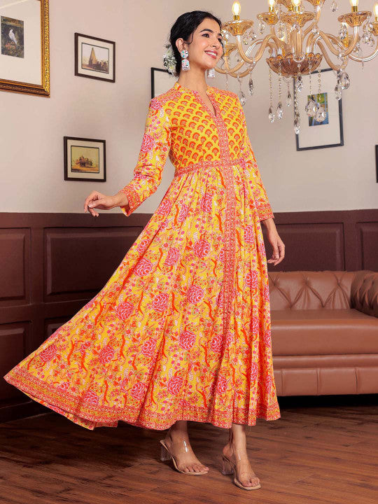 GULAB CHAND TRENDS Floral Printed Maxi Ethnic Dresses