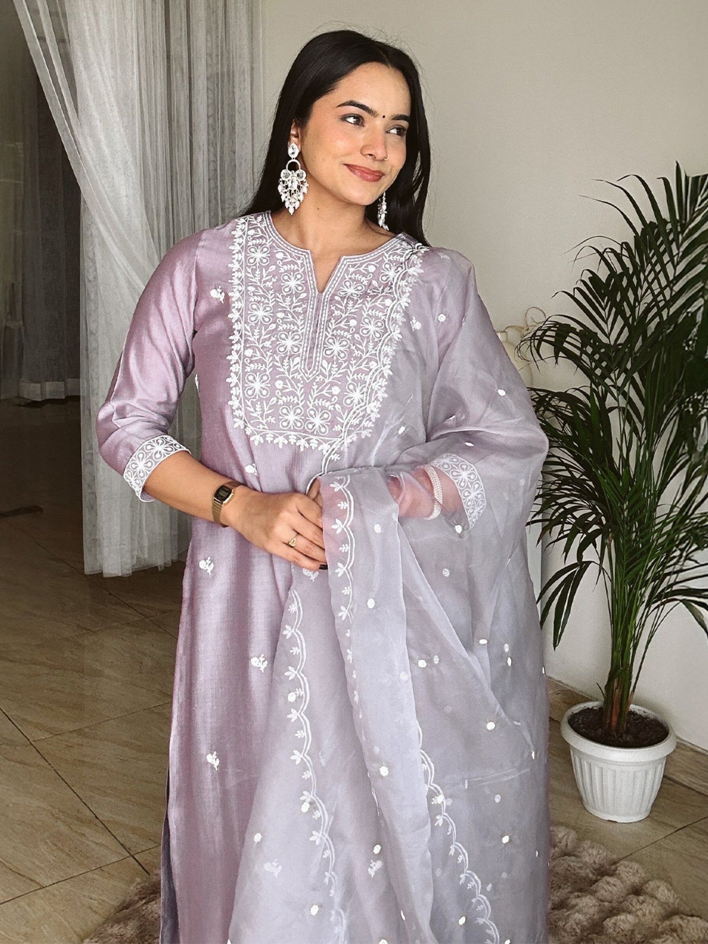 Women Lavender Silk Blend Embroidered Kurta &amp; Pant with Dupatta (Set of 3)