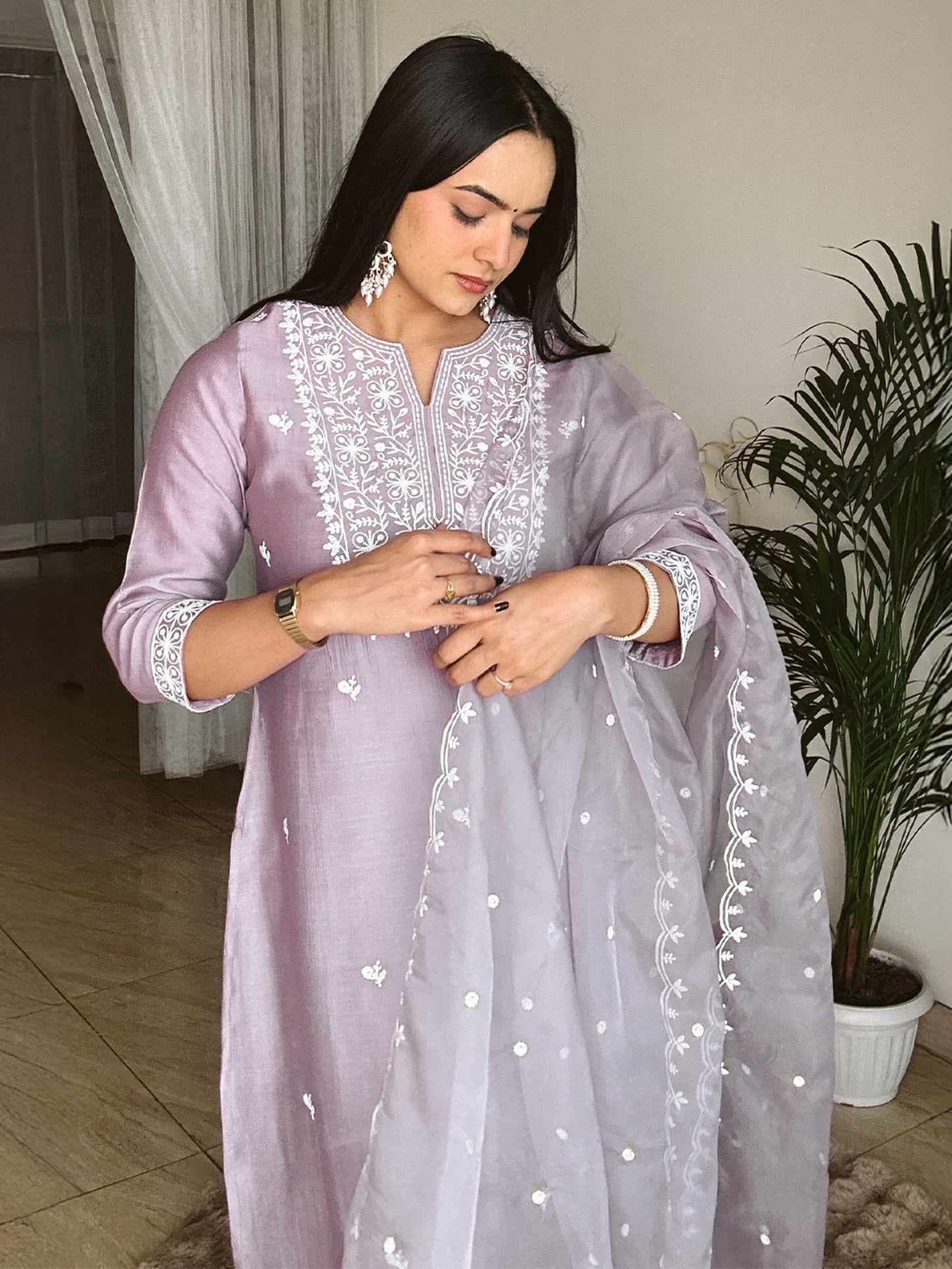 Women Lavender Silk Blend Embroidered Kurta &amp; Pant with Dupatta (Set of 3)