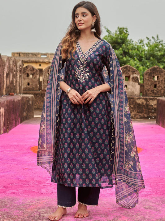 Floral Printed V-Neck Gotta Patti Straight Kurta With Trouser & Dupatta