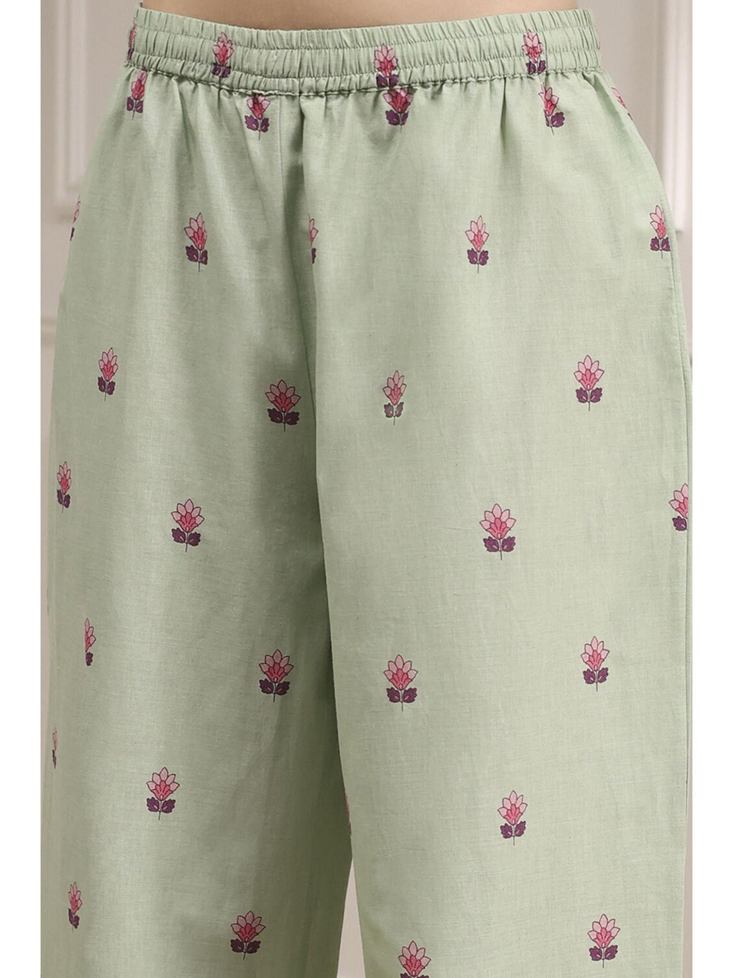 Women Green Cotton Floral Kurta with Pant &amp; Dupatta