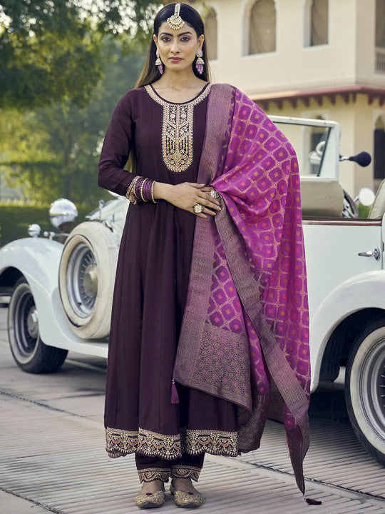 CHHAAP Women Floral Embroidered Pleated Sequinned Kurta with Trousers & With Dupatta