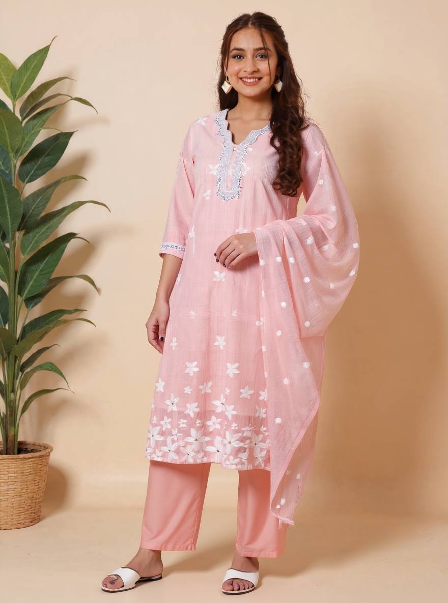 Embroidered Chanderi Floral Straight Peach Kurta