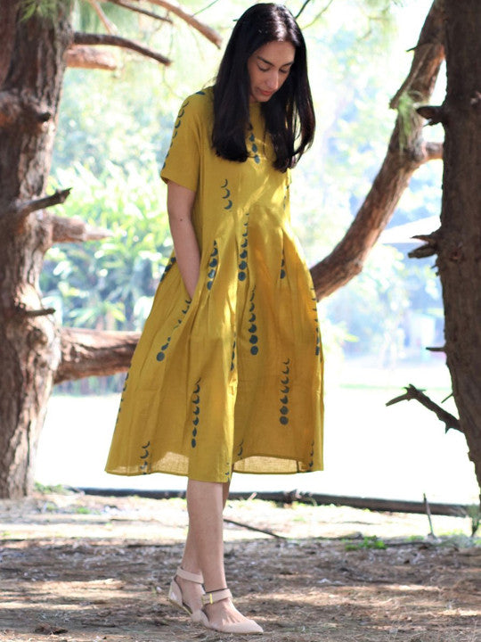 Chidiyaa Yellow Midi Dress
