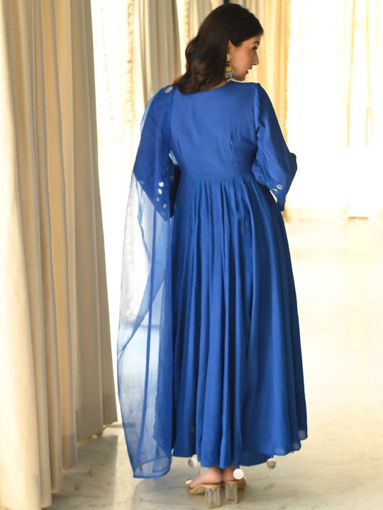 Urbanstree Ethnic Motifs Embroidered Anarkali Mirror Work Kurta
