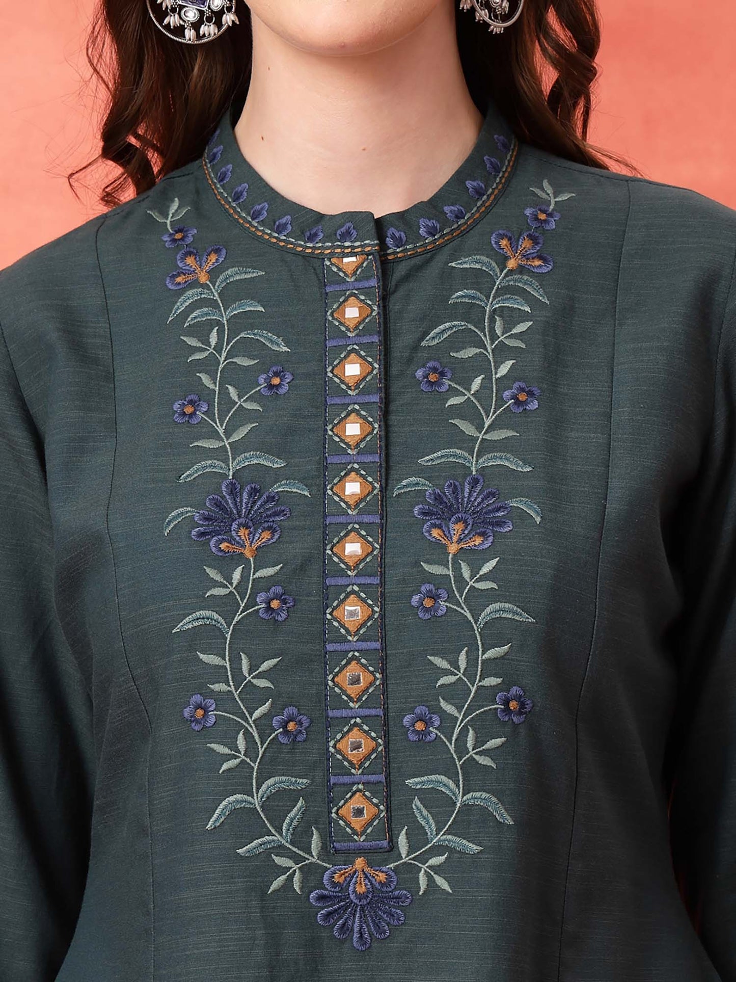 Green Floral Embroidered Cotton Blend Co-Ord (Set of 2)