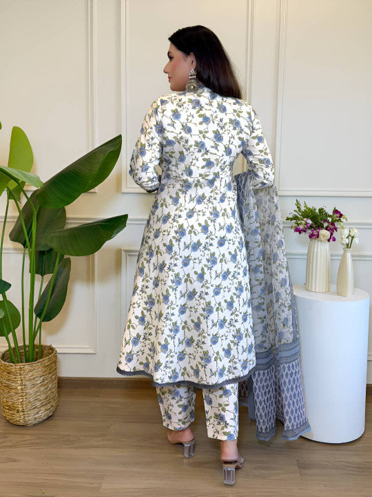 Floral Printed Straight Kurta With Trousers & Dupatta