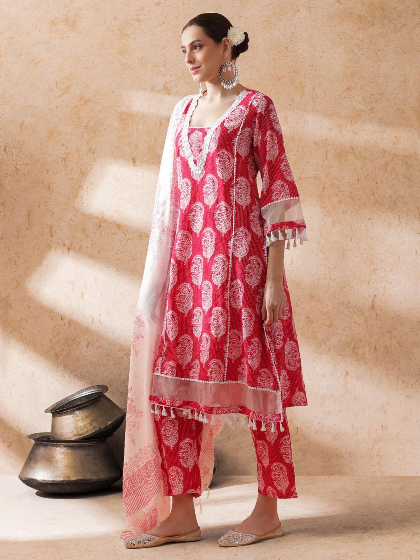 Women Pink Embroidered Kurta with Pant and Dupatta (Set of 3)