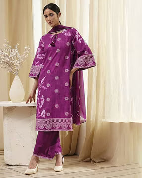 Women Floral Print Straight Kurta Set