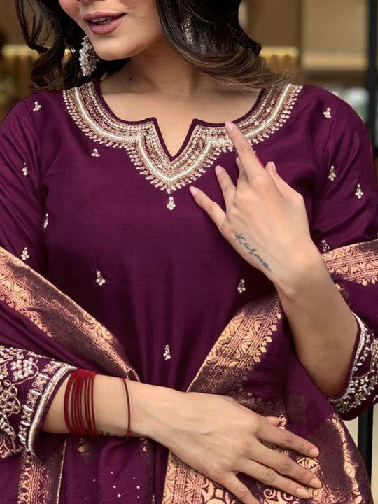 DIVASTRI Women Ethnic Motifs Embroidered Regular Kurta