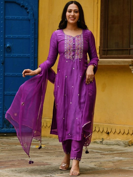 Urbanstree Floral Embroidered Pure Silk Kurta