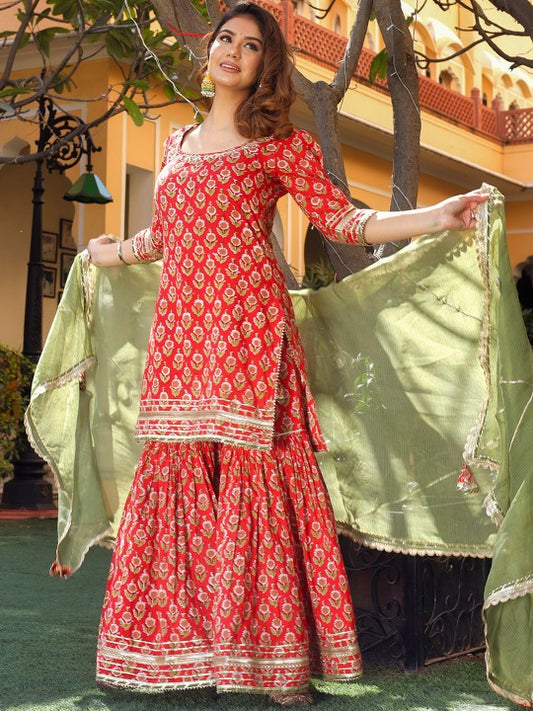 Divena Women Maroon & Green Ethnic Printed Pure Cotton Kurta with Sharara & With Dupatta
