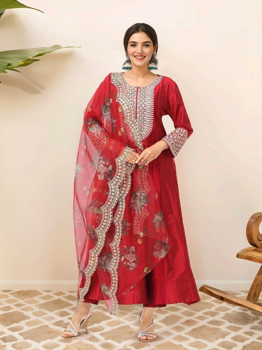 Ishin Women Ethnic Motifs Yoke Design Regular Thread Work Kurta with Trousers & With Dupatta