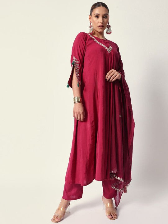 Ishin Women Yoke Design Mirror Work Regular Kurta