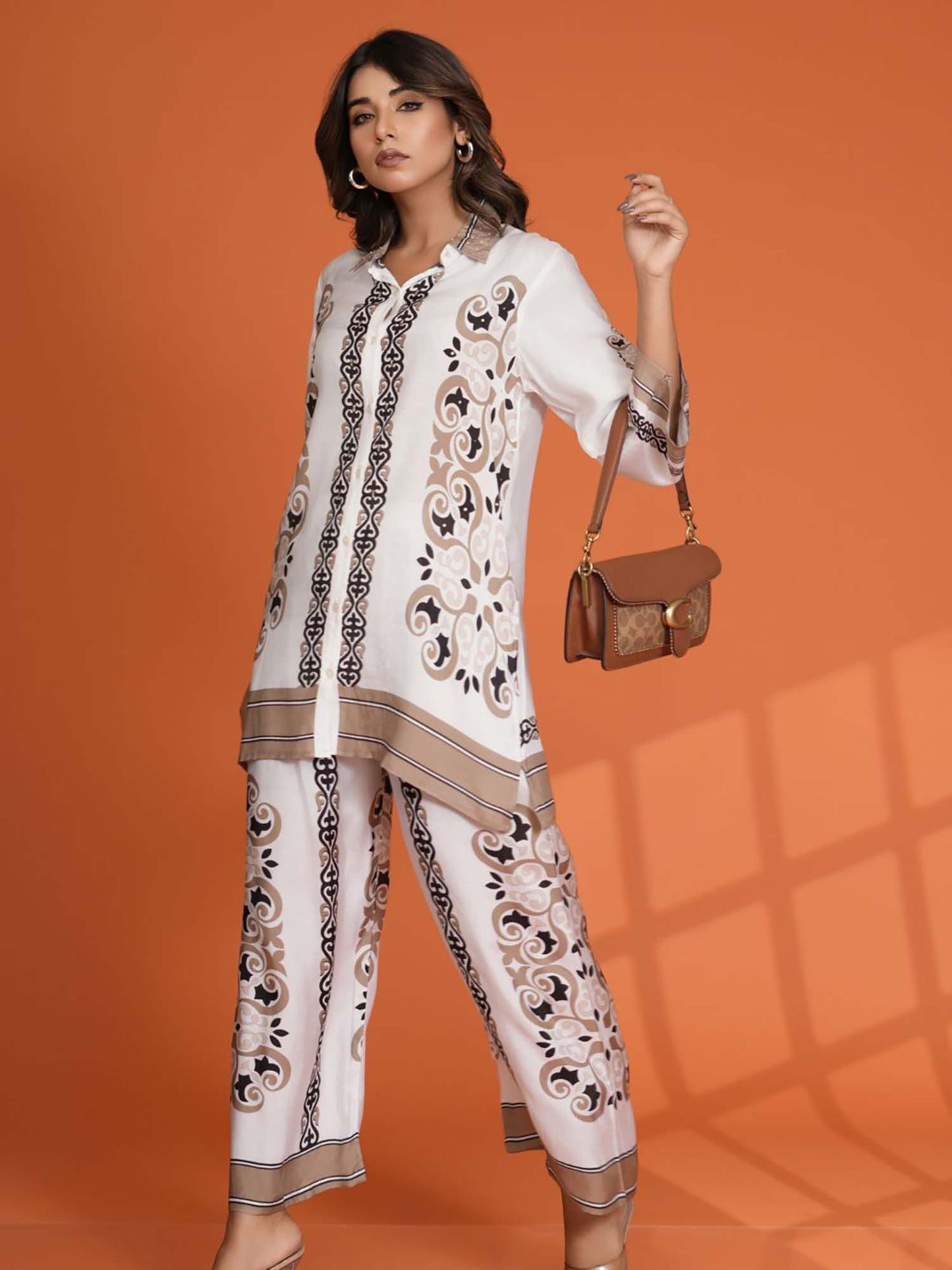 White &amp; Brown Floral Placement Print Co-Ord (Set of 2)