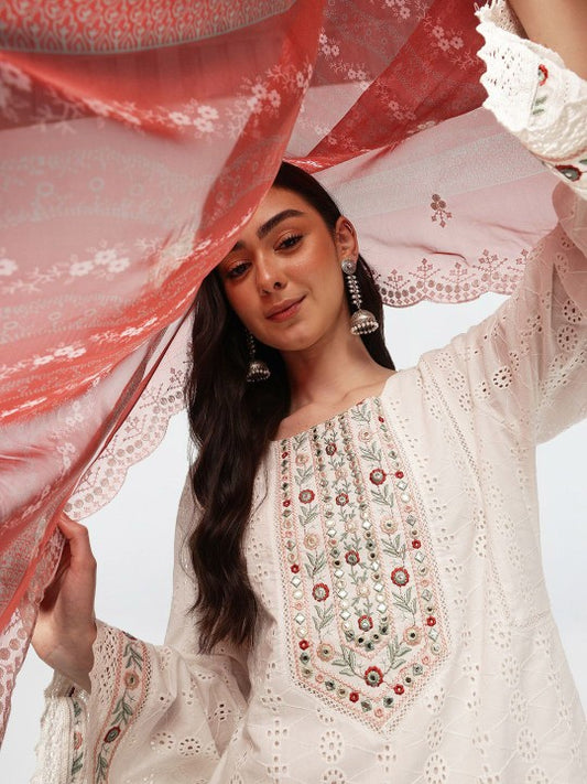 Ishin Women Floral Printed Cotton Kurta with Trousers & Dupatta