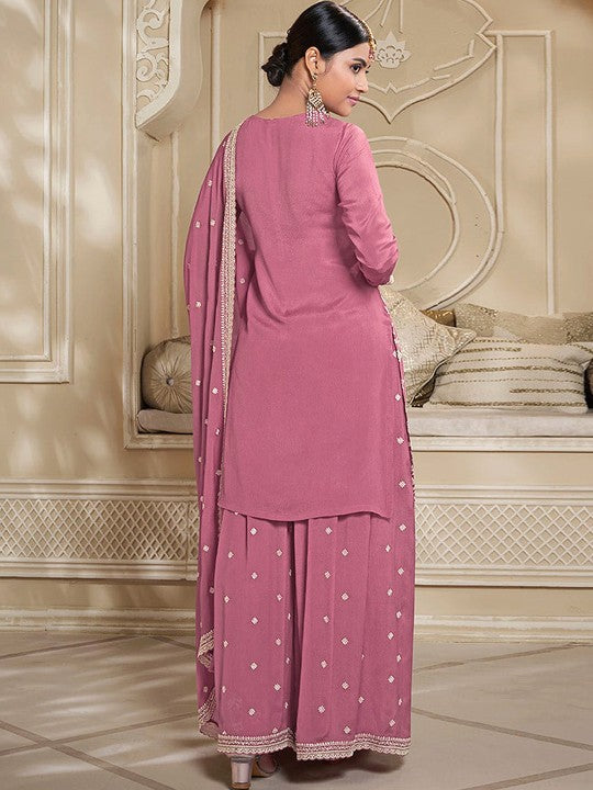 Trendmalls Women Floral Embroidered Kurta