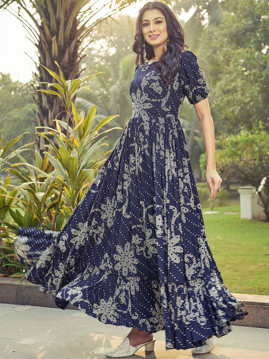 CHANSI Floral Printed Pleated Flared Maxi Dress