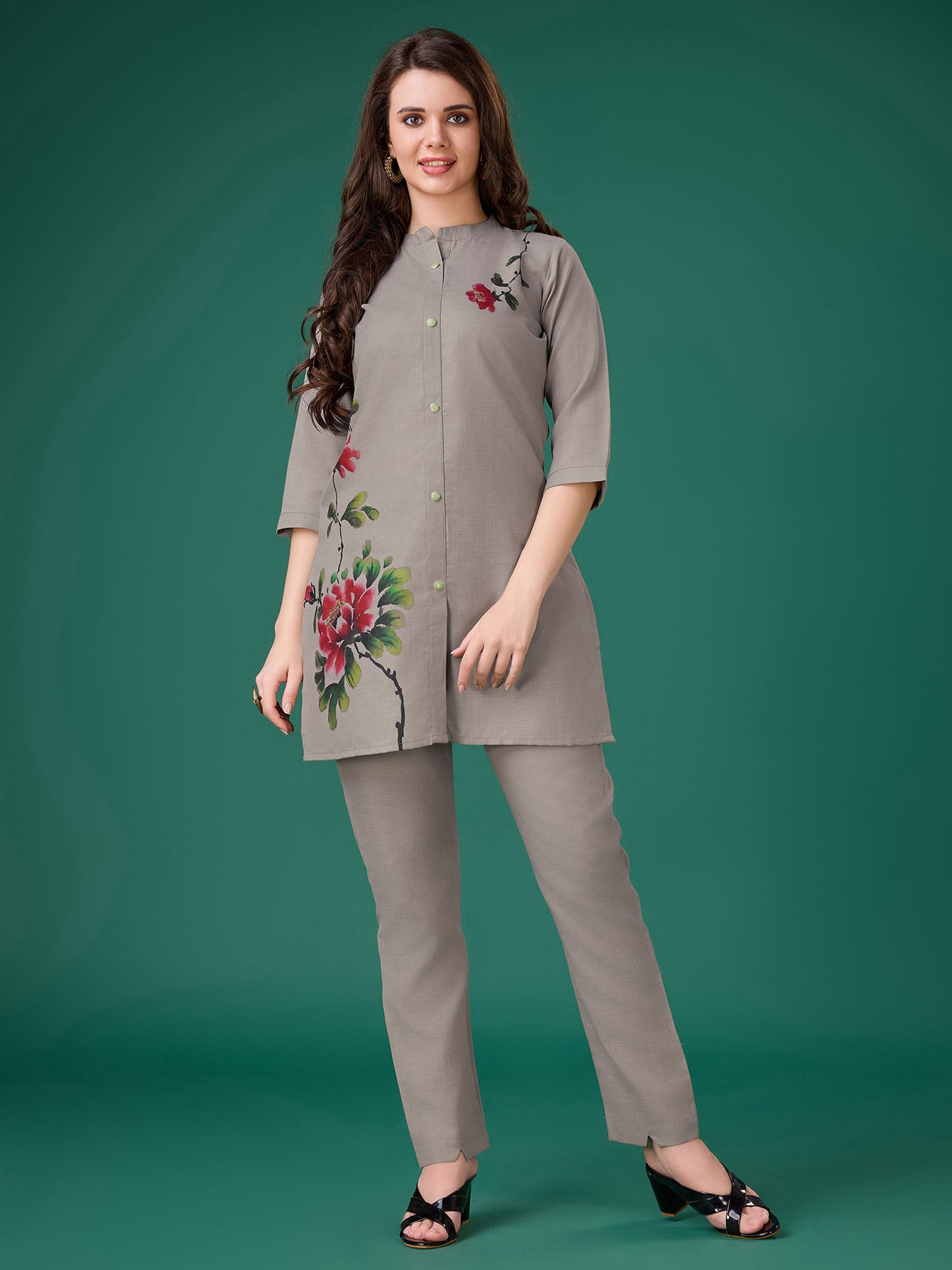 Women Grey Linen Floral Print Causal Co-Ord (Set of 2)