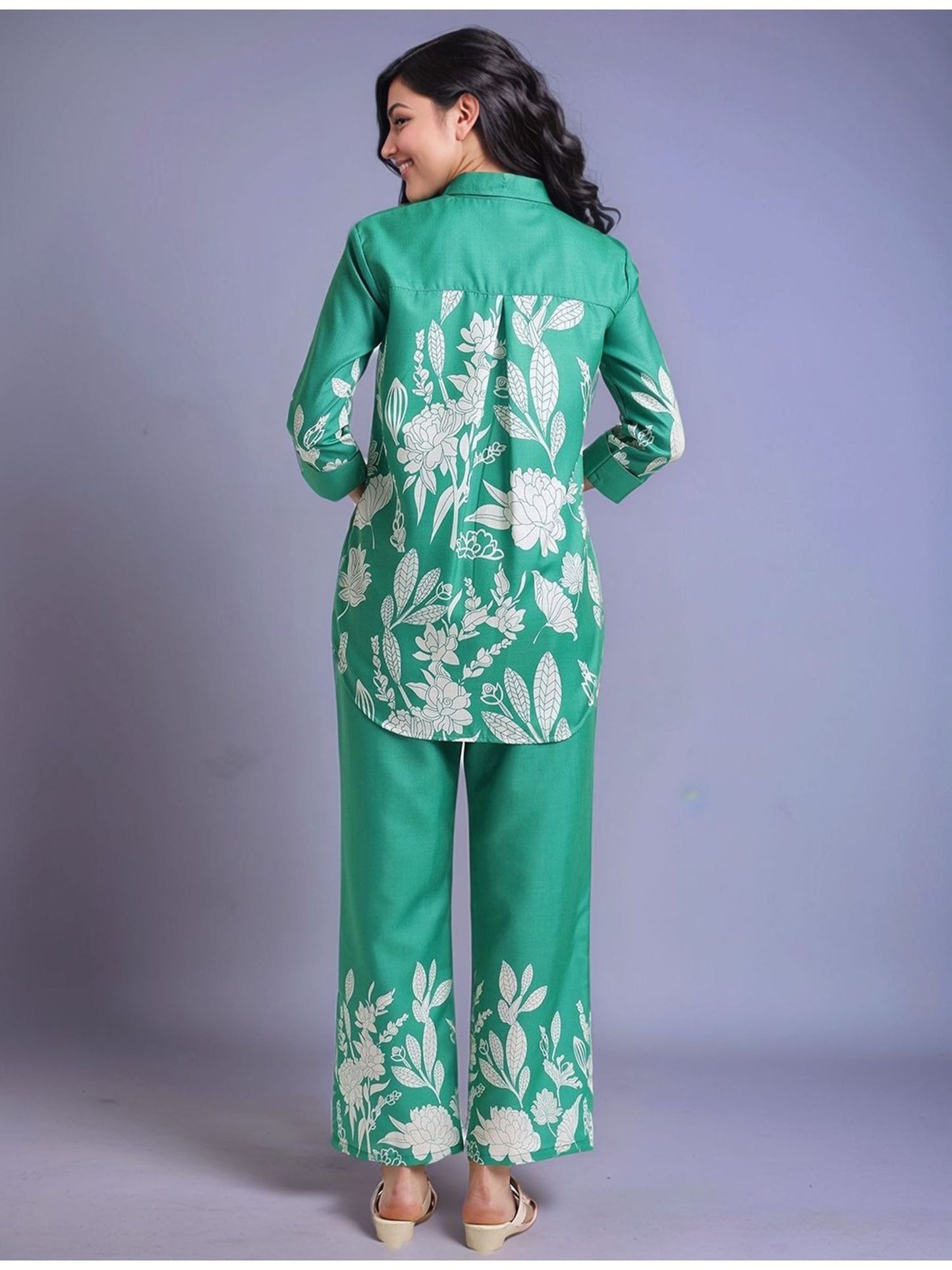 Green Women's Floral Printed Cotton Blend Shirt with Trousers (Set of 2)