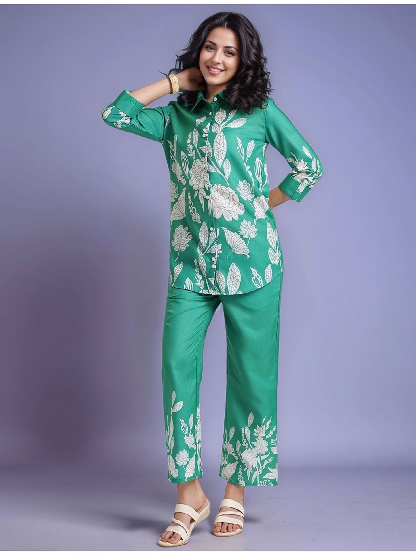 Green Women's Floral Printed Cotton Blend Shirt with Trousers (Set of 2)