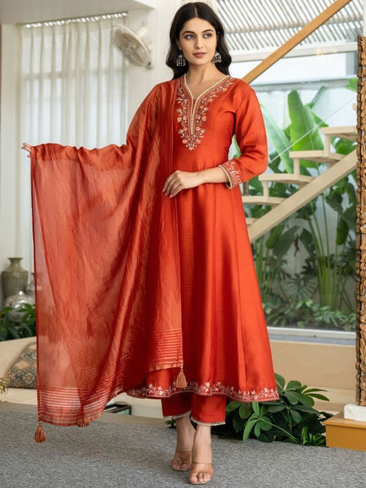 ANUSHEET Yoke Design Embroidered V-Neck Anarkali Pure Silk Kurta