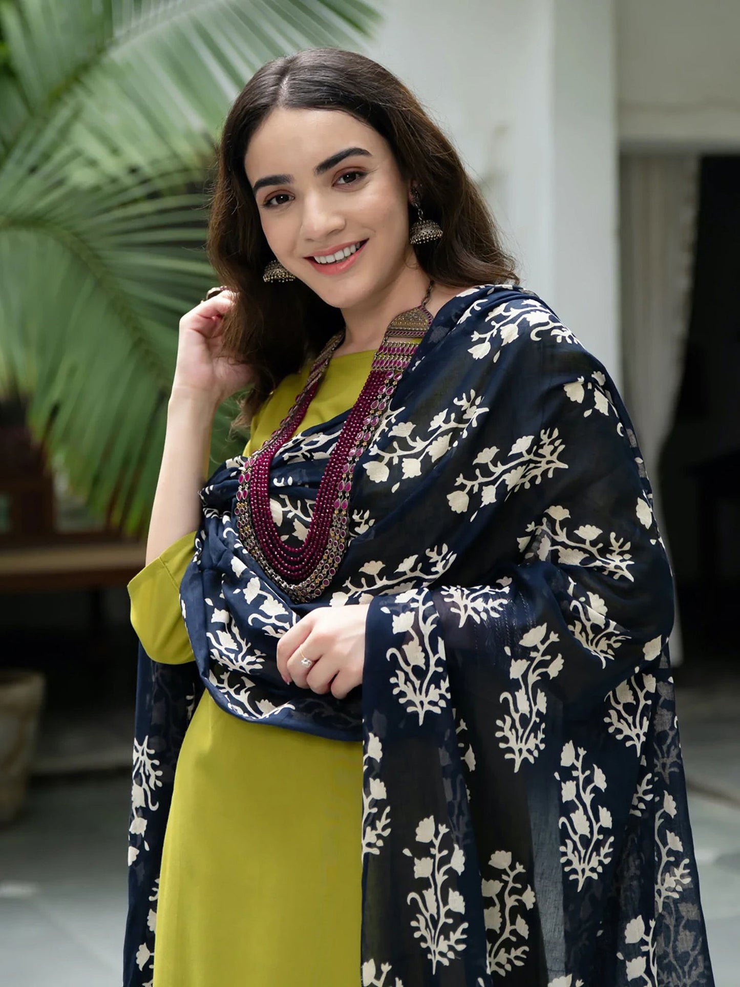 Kurta With Indigo Dupatta (Set of 3)