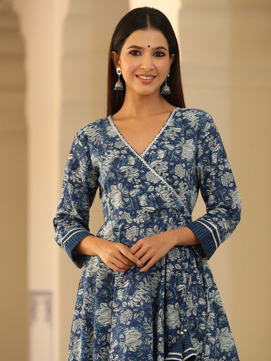 GILLORI Floral Printed V-Neck Pure Cotton Fit & Flare Maxi Ethnic Dresses