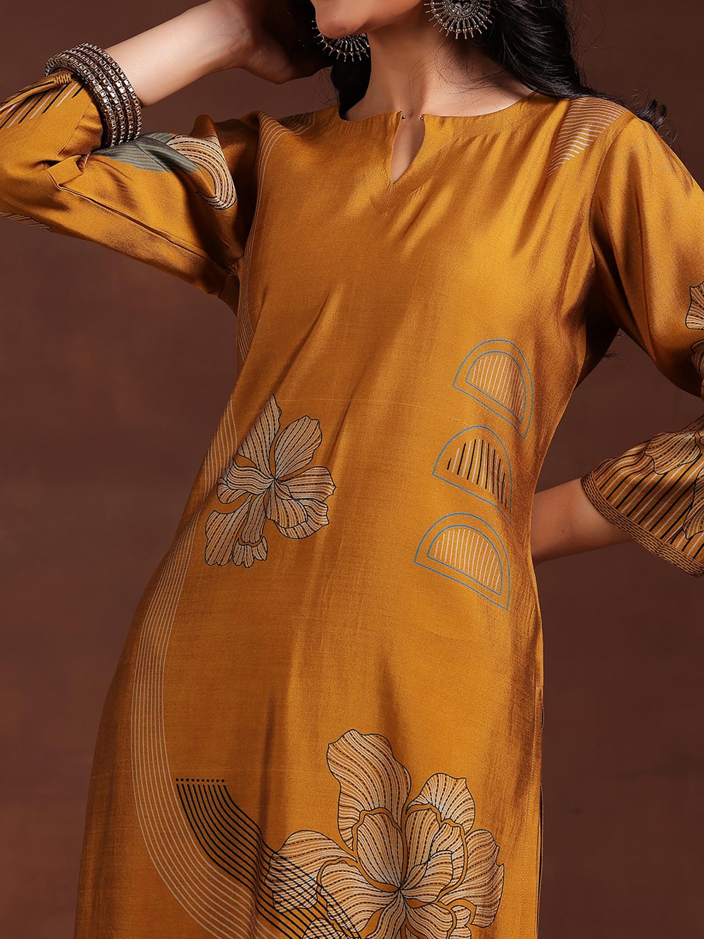 Floral Printed Straight Kurta With Pant And Dupatta (Set of 3)