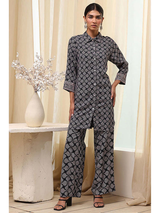 Women Black Viscose Rayon Straight Co-Ord (Set of 2)