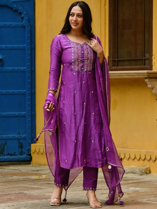 Urbanstree Floral Embroidered Pure Silk Kurta