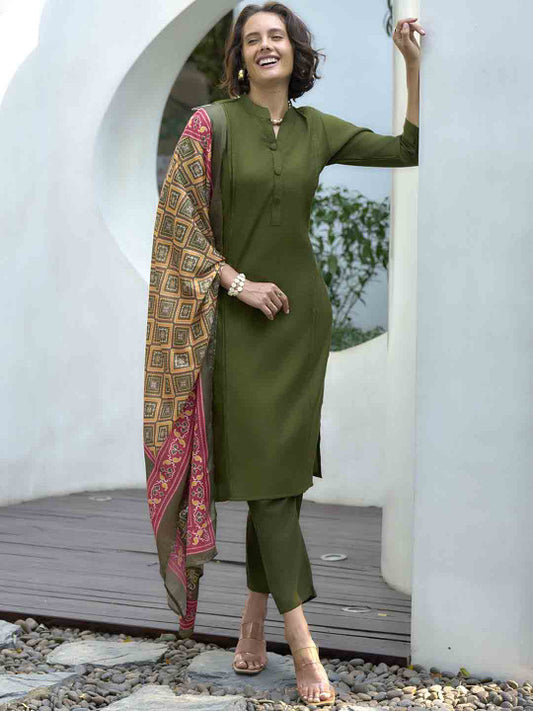 DEVATITHI Women Green Vatican Kurti Pant And Dupatta