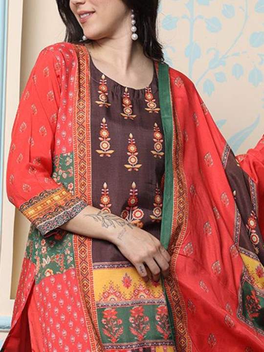 Ishin Women Floral Printed Regular Kurta with Trousers & With Dupatta