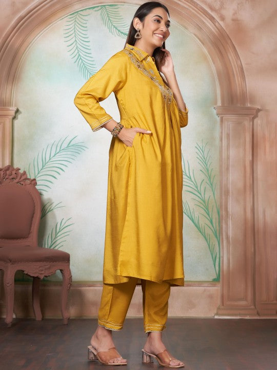 BulBul Women Floral Yoke Design Zari Kurta