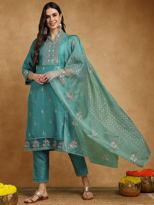 AHIKA Floral Embroidered Regular Thread Work Kurta