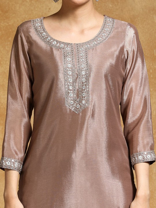 Varanga Floral Yoke Design Zari Straight Kurta