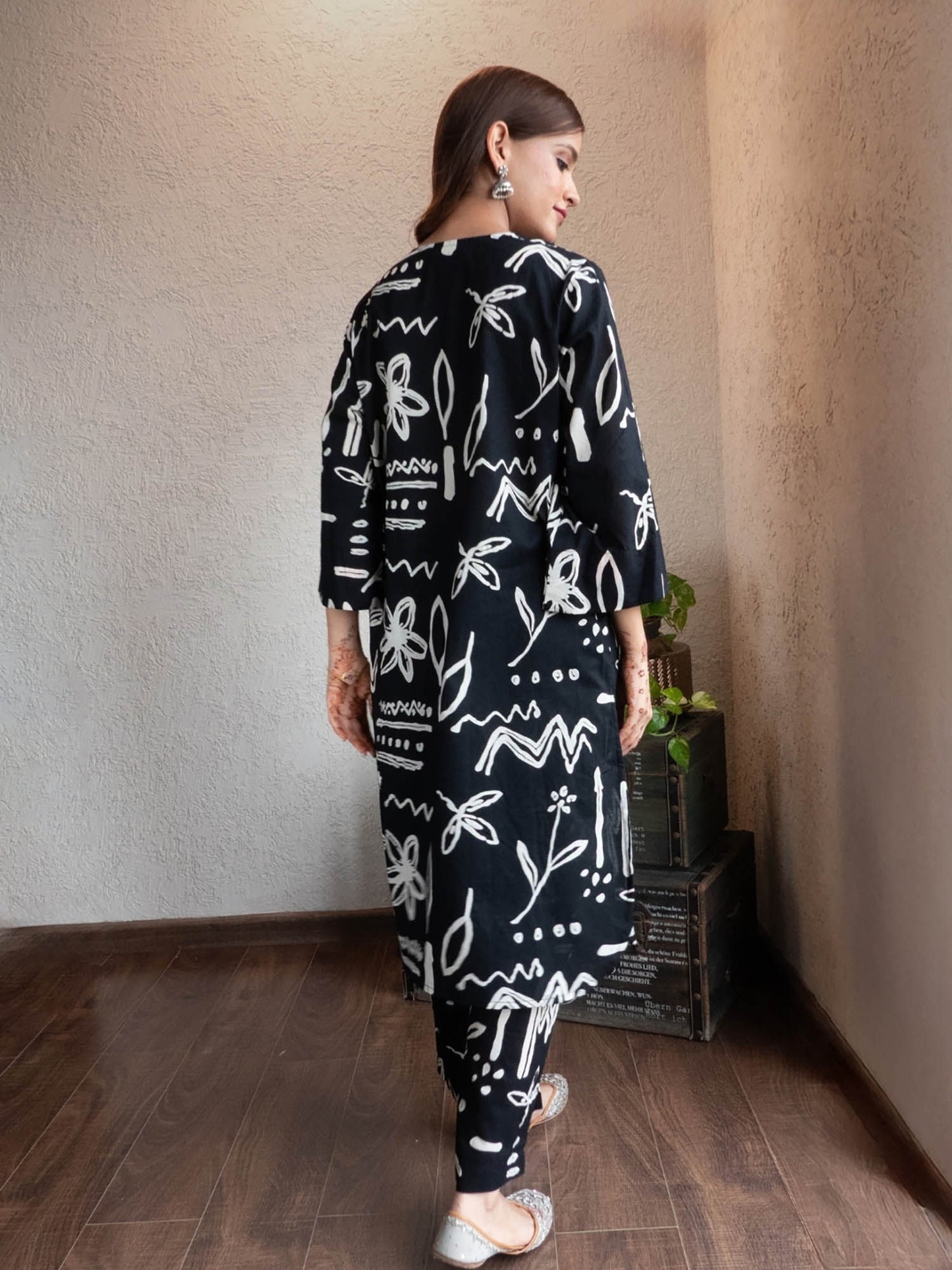 Black Cotton Abstract Printed Co-Ord Set