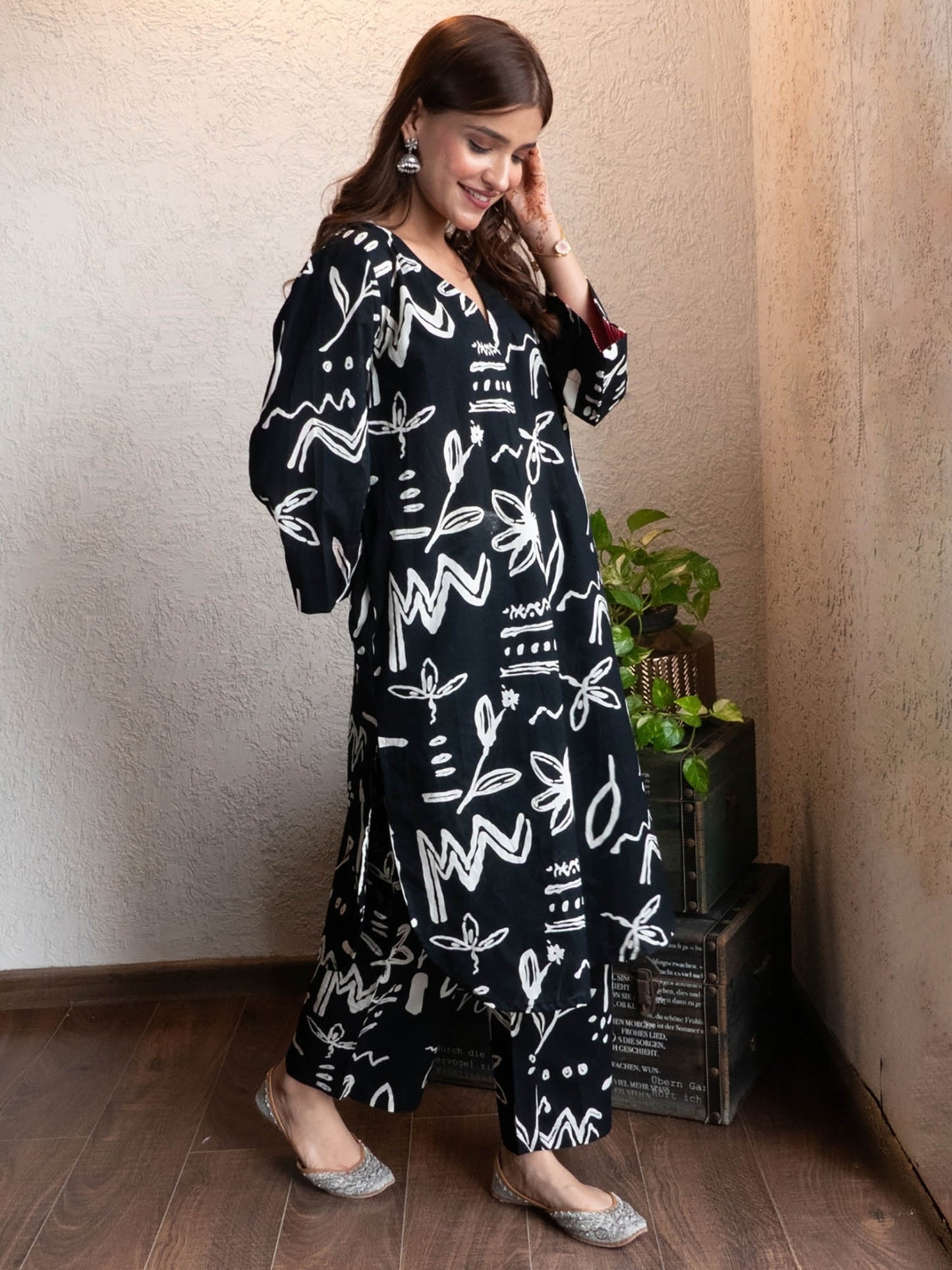 Black Cotton Abstract Printed Co-Ord Set