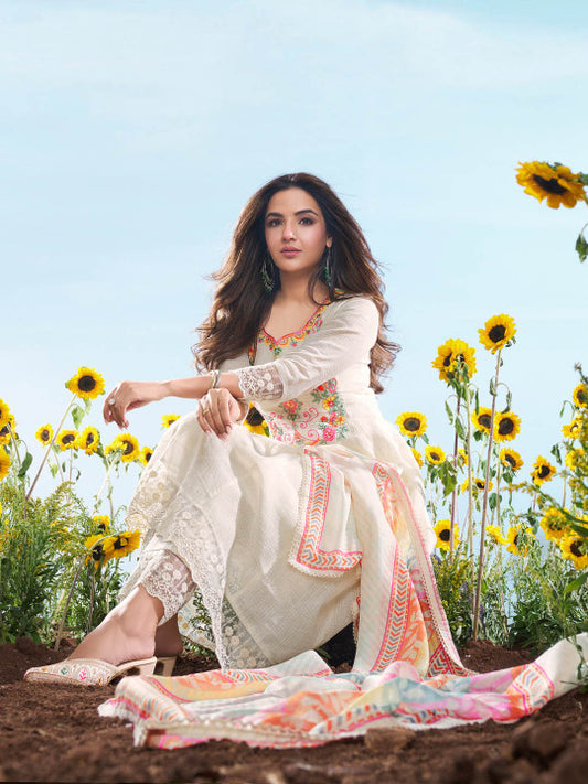 Inddus Women Floral Embroidered Regular Thread Work Kurta with Trousers & With Dupatta
