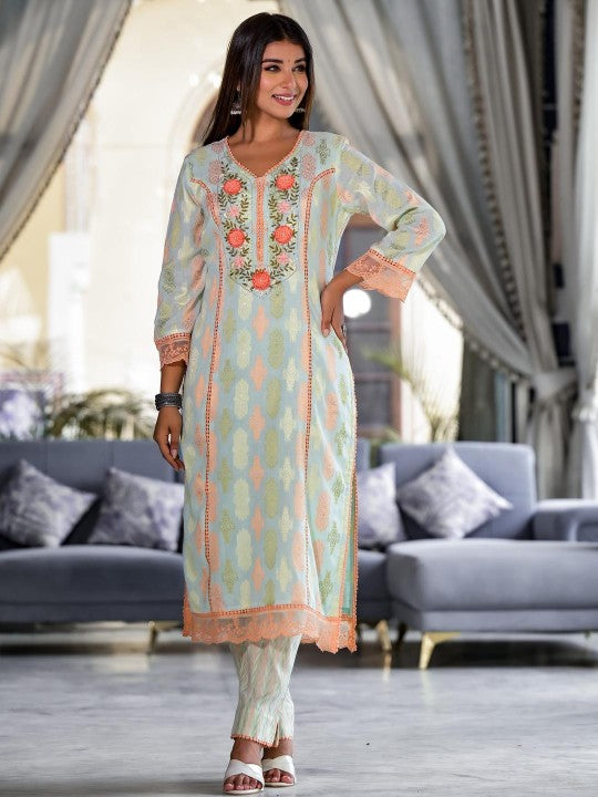 Aavanya Women Pure Cotton Printed Kurta Sets