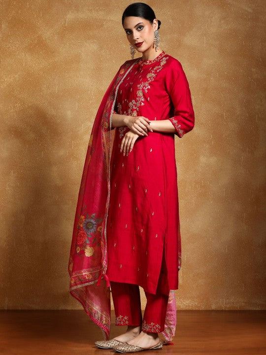 House of Pataudi Floral Embroidered Mandarin Collar Kurta