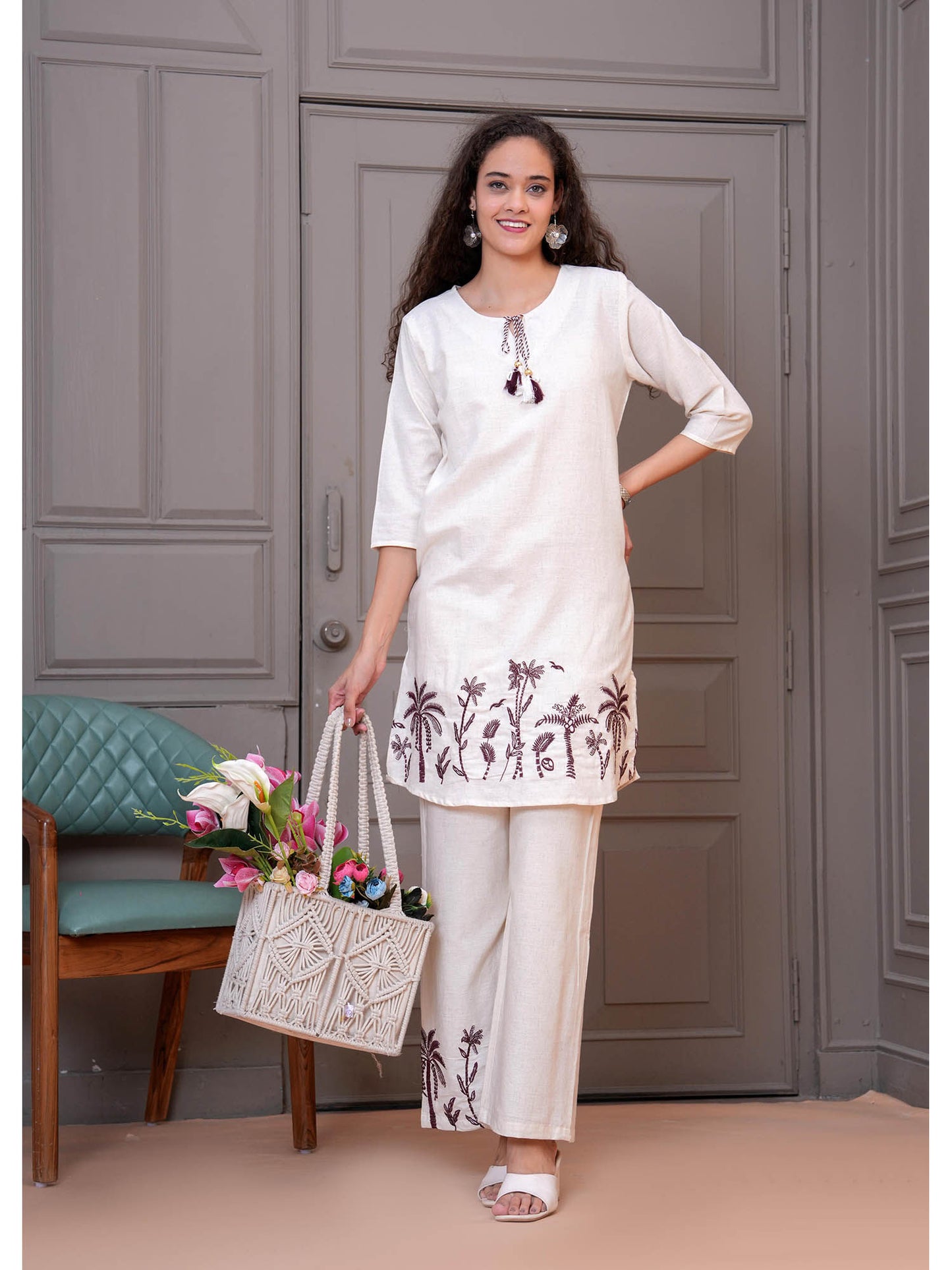 Women Trendy Cotton Flex Embroidery Co-Ordset (Set of 2)