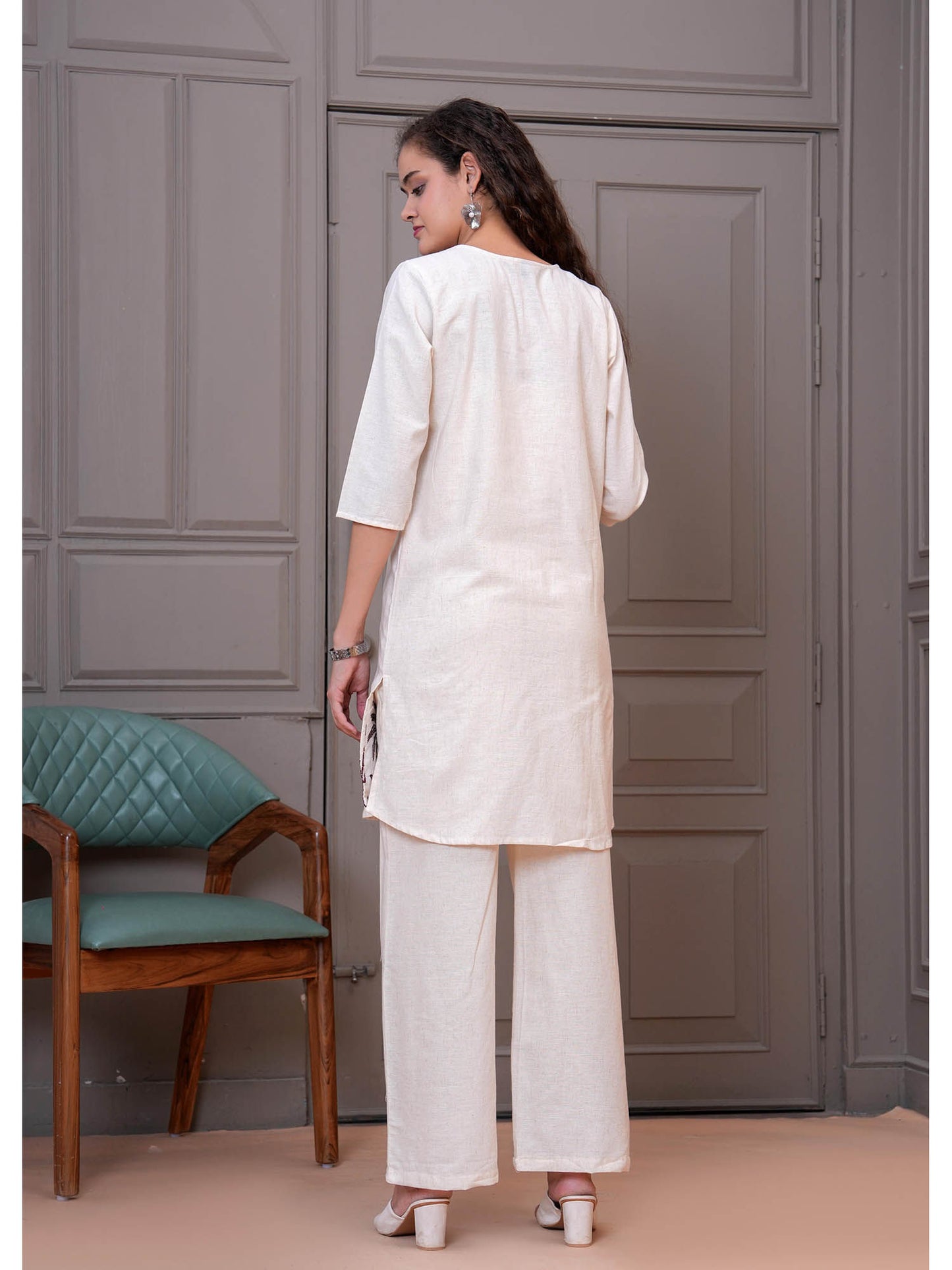 Women Trendy Cotton Flex Embroidery Co-Ordset (Set of 2)
