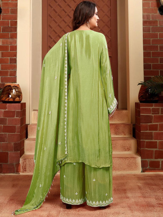 UDAY ENTERPRISE Women Floral Embroidered A-Line Kurta with Sharara & Dupatta