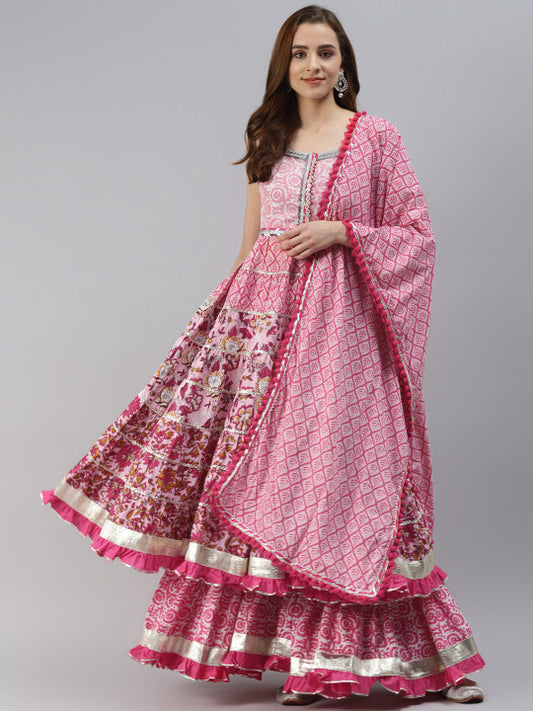 Divena Women Pink Floral Embroidered Regular Gotta Patti Pure Cotton Kurta with Sharara & With Dupatta
