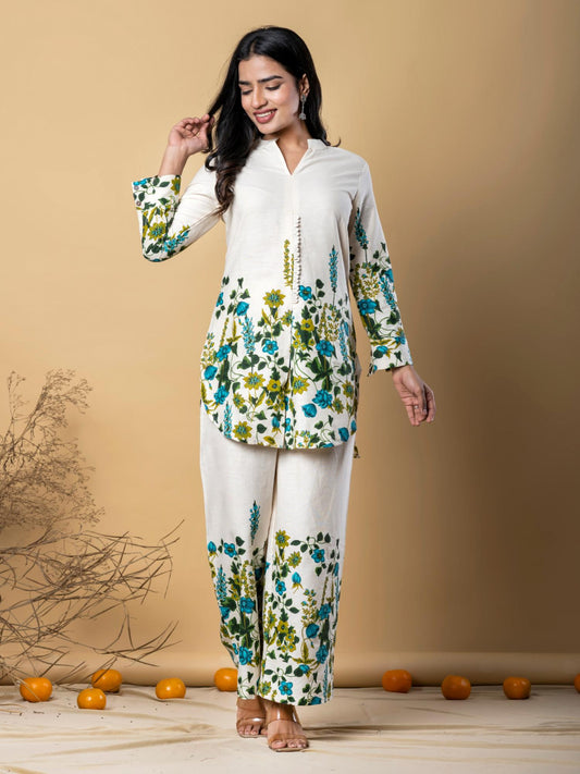 Women Off White Printed Co-Ord (Set of 2)